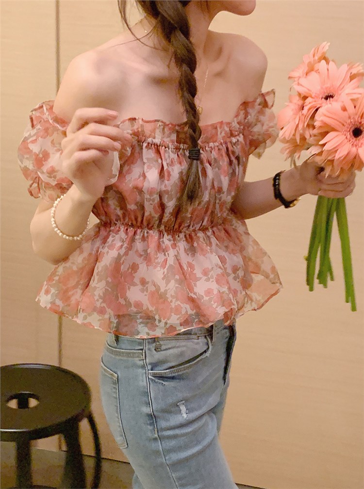 【 Sissy sissi 】 Purchasing agent Straight hair ~ printing puff sleeve Chiffon  shirt 102447